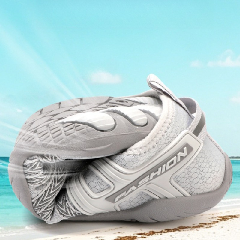 รองเท้าผ้าใบสำหรับผู้หญิงแบบแห - Aquatic Sports Swimming บทวิจารณ์และราคา
